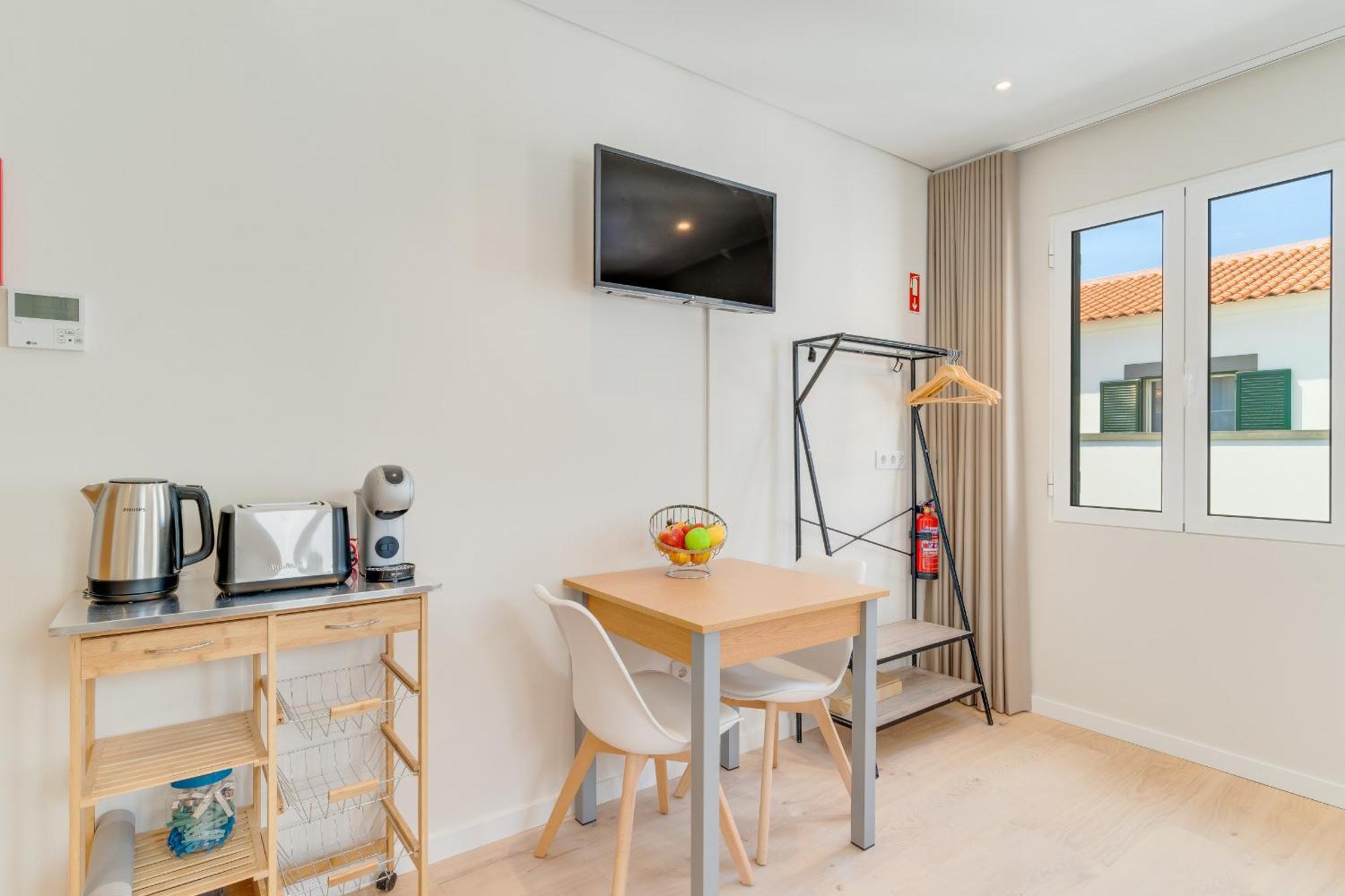 Q Studios By Atlantic Holiday Funchal  Esterno foto
