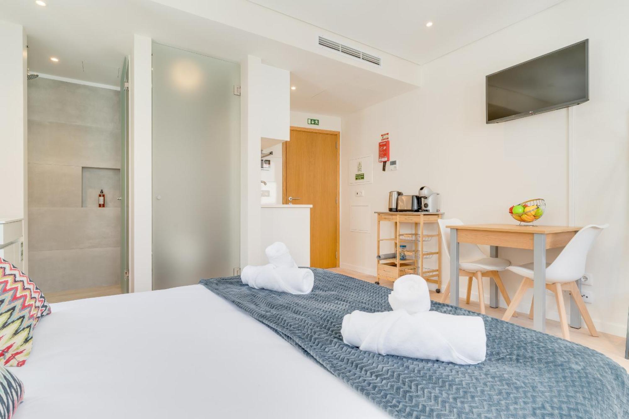 Q Studios By Atlantic Holiday Funchal  Esterno foto