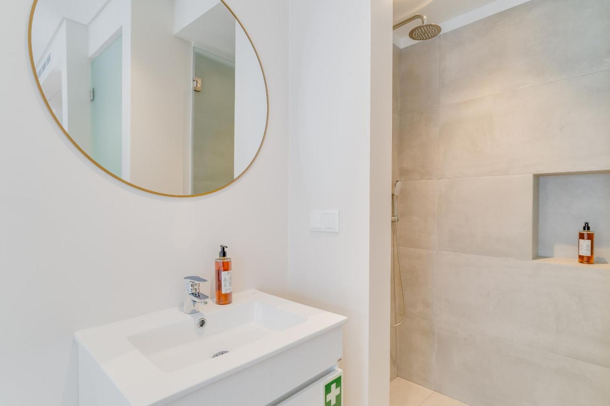 Q Studios By Atlantic Holiday Funchal  Esterno foto