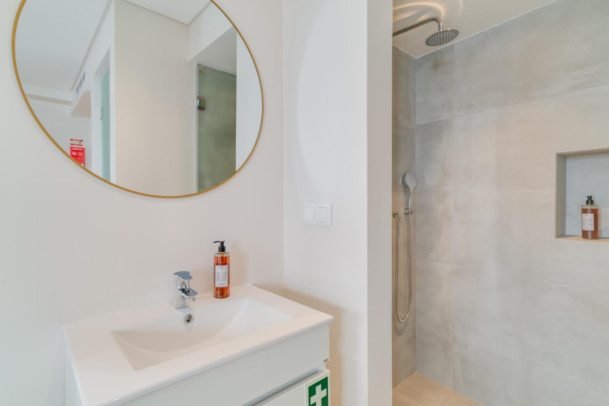 Q Studios By Atlantic Holiday Funchal  Esterno foto